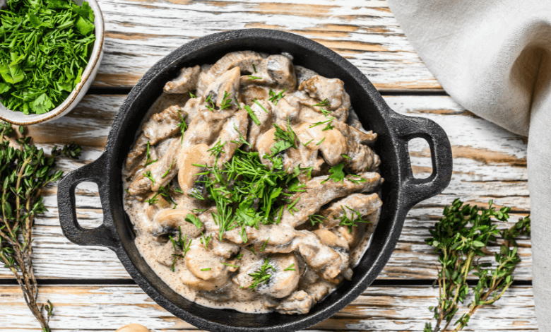 Evening Comfort: Classic Beef Stroganoff